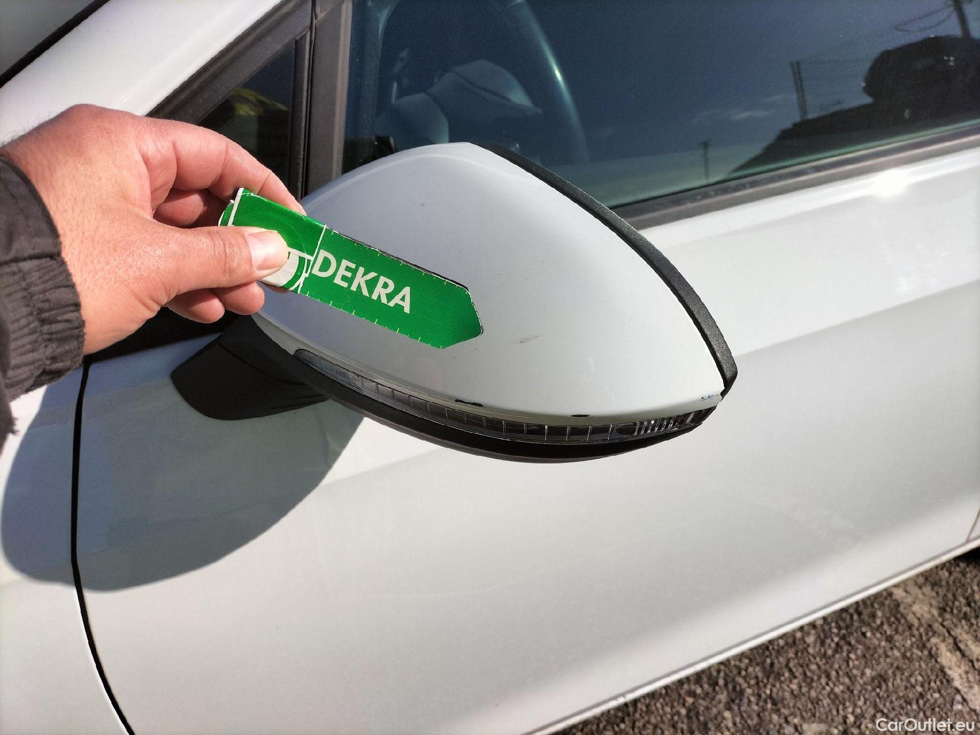  Volkswagen  Golf  VOLKSWAGEN / 2020 / 5P / familiar Life 1.5 eTSI 96kW (130CV) DSG Variant #8