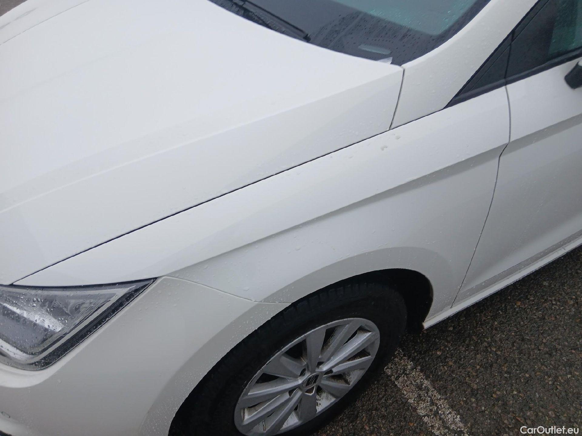  Seat  Ibiza SEAT  / 2017 / 5P / berlina con portón 1.0 TSI 81kW (110CV) Style Plus (AC) #5