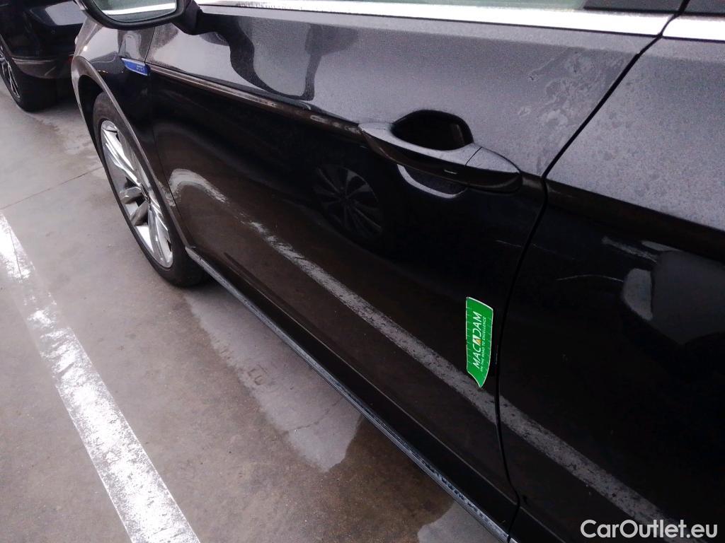  Volkswagen  Passat VOLKSWAGEN  / 2019 / 5P / familiar Variant GTE 1.4 TSI e-Power 115kW + 85kW #5