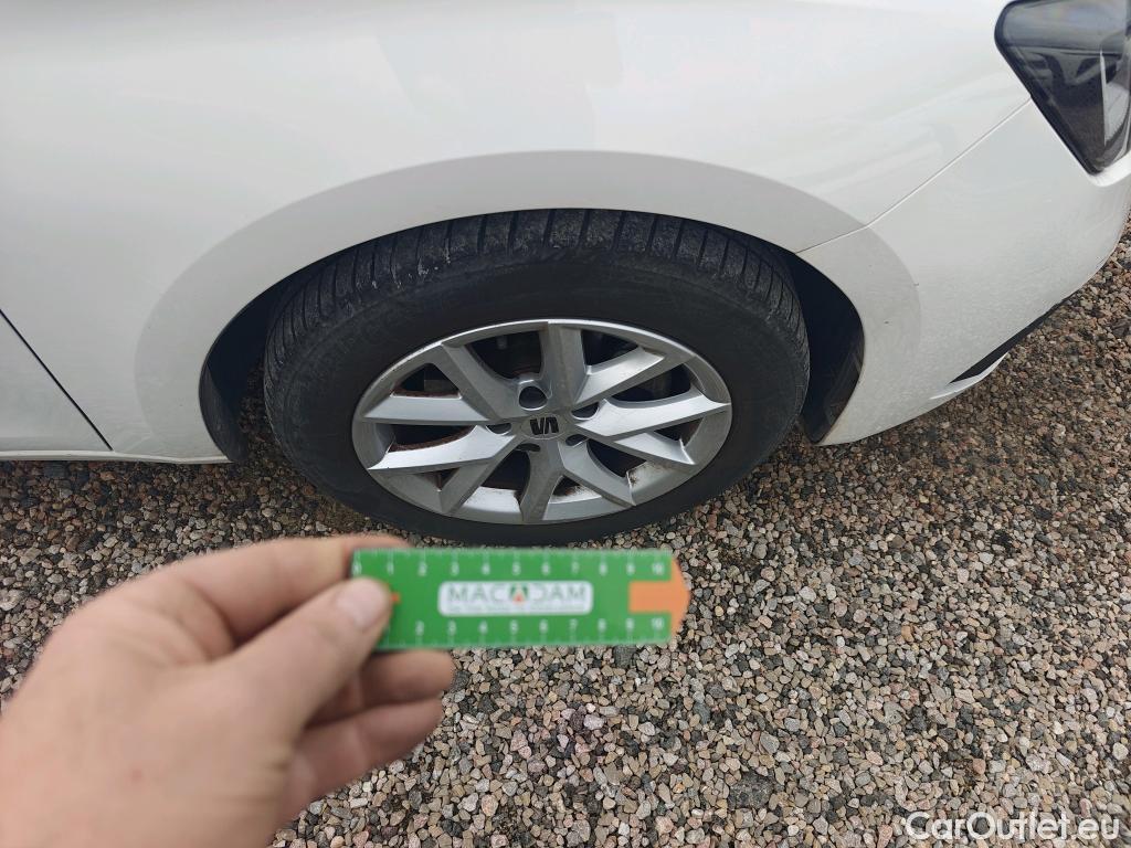  Land Rover  Discovery SEAT Nuevo León / 2020 / 5P / berlina con portón 2.0 TDI 85kW S&S Style Go (AC3) #9