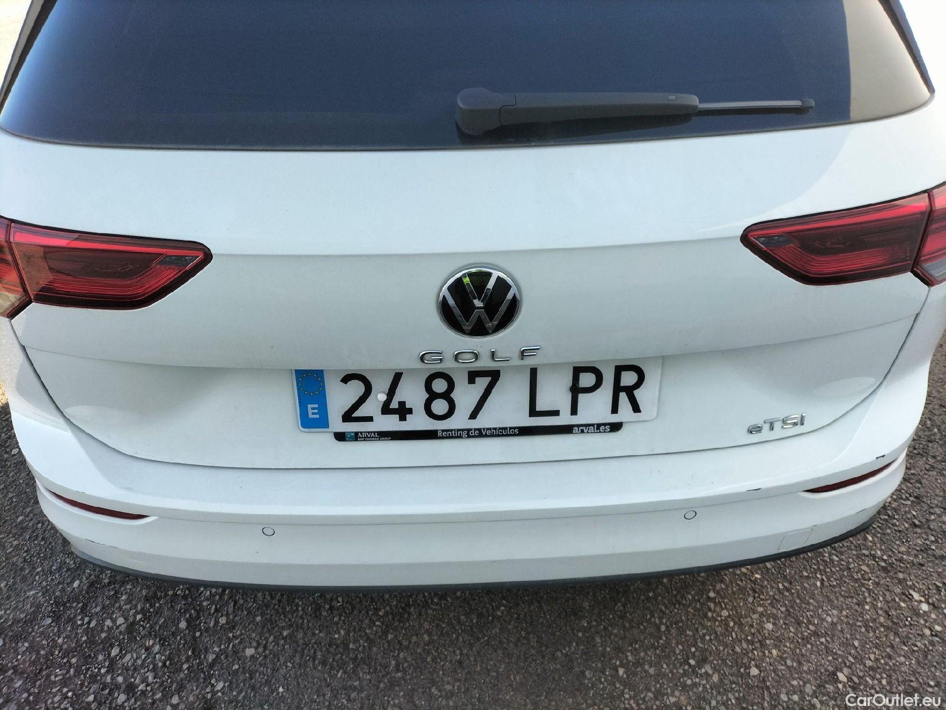  Volkswagen  Golf  VOLKSWAGEN / 2020 / 5P / familiar Life 1.5 eTSI 96kW (130CV) DSG Variant #14