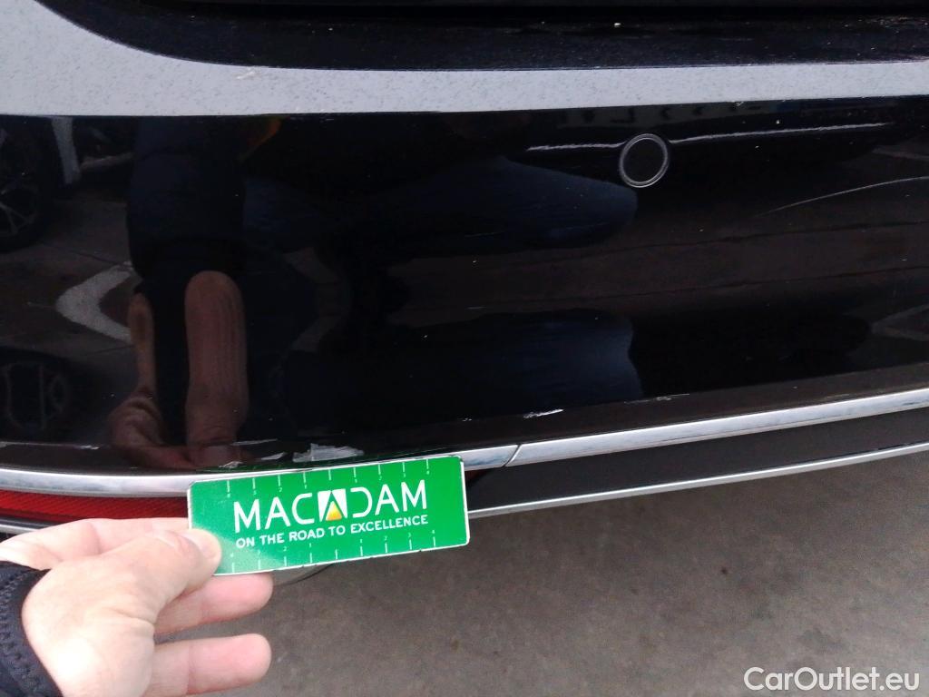  Volkswagen  Passat VOLKSWAGEN  / 2019 / 5P / familiar Variant GTE 1.4 TSI e-Power 115kW + 85kW #16