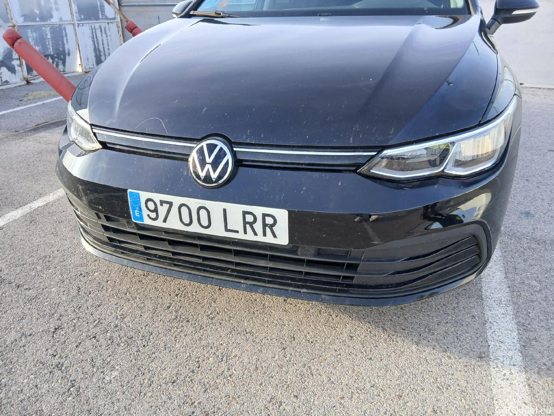  Volkswagen  Golf  VOLKSWAGEN / 2020 / 5P / berlina con portón Life 2.0 TDI 85kW (115CV) #6