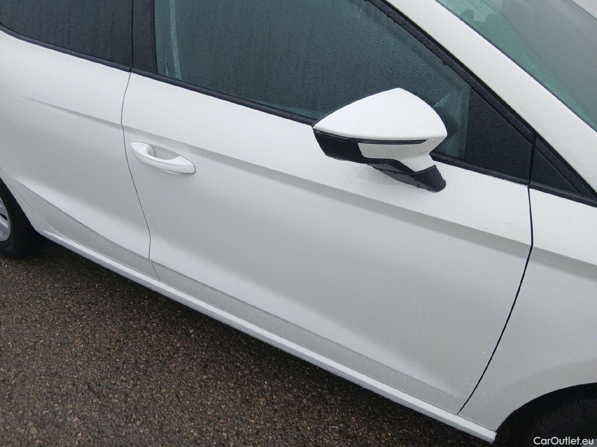  Seat  Ibiza SEAT  / 2017 / 5P / berlina con portón 1.0 TSI 81kW (110CV) Style Plus (AC) #18