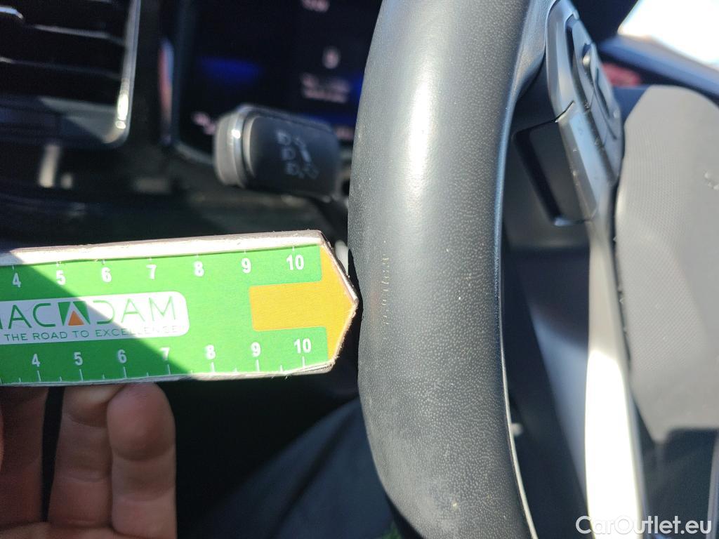  Volkswagen  Polo VOLKSWAGEN  / 2021 / 5P / berlina con portón Life 1.0 TSI 70kW (95CV) #6