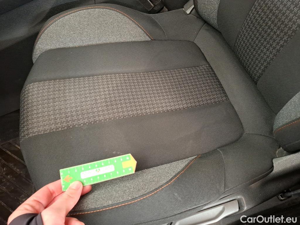  Peugeot  3008  Active Business 1.2 PureTech 130CV BVM6 E6dT #30