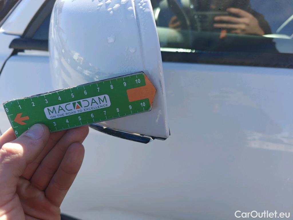  Volvo  XC 40 VOLVO XC40 / 2017 / 5P / todoterreno 2.0 B4 G AWD Momentum Pro Auto #6