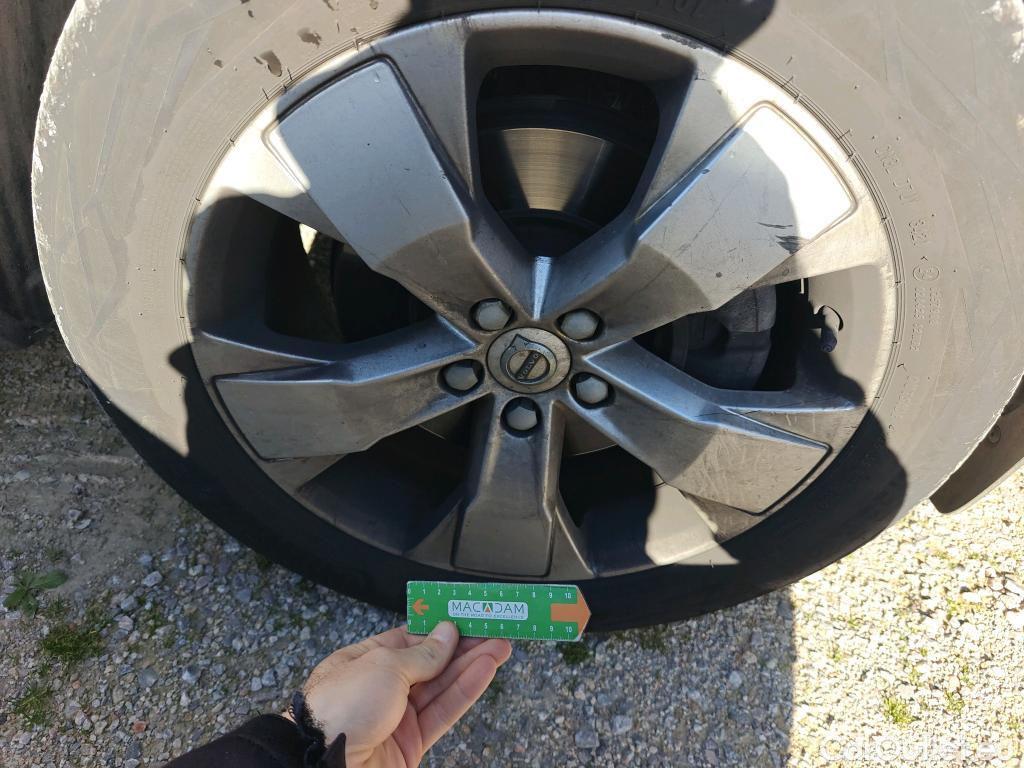  Volvo  XC 40 VOLVO XC40 / 2017 / 5P / todoterreno 2.0 B4 G AWD Momentum Pro Auto #28