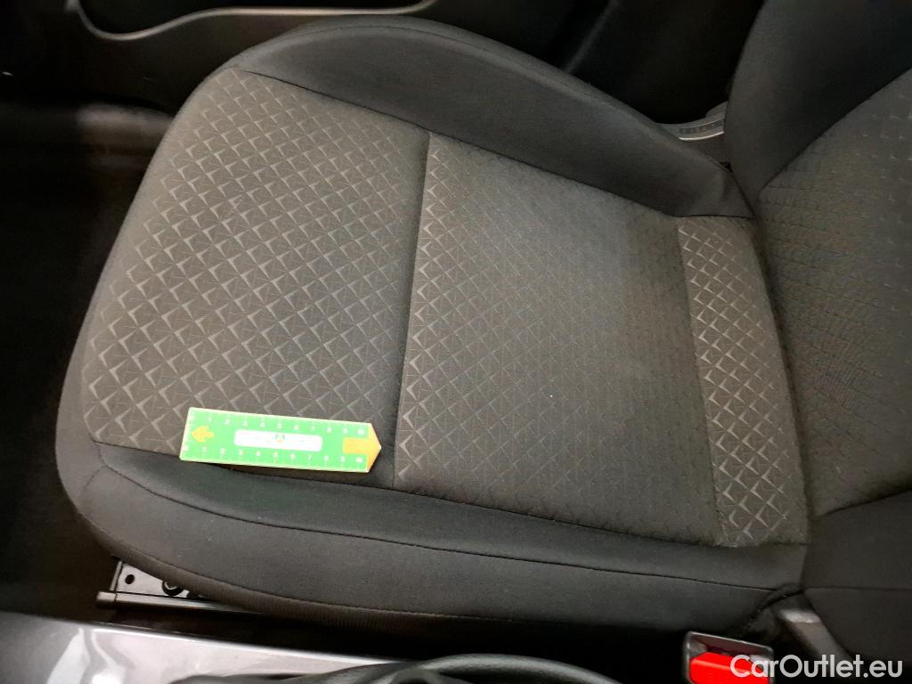  Nissan  Juke NISSAN  / 2019 / 5P / Crossover DIG-T 114 BVM6 Acenta #8