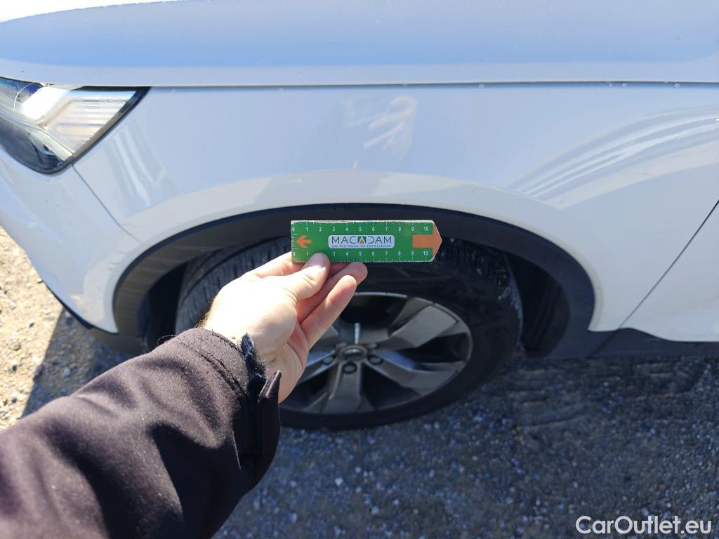  Volvo  XC 40 VOLVO XC40 / 2017 / 5P / todoterreno 2.0 B4 G AWD Momentum Pro Auto #14