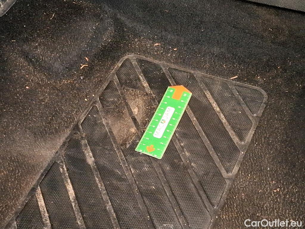  Peugeot  3008  Active Business 1.2 PureTech 130CV BVM6 E6dT #10