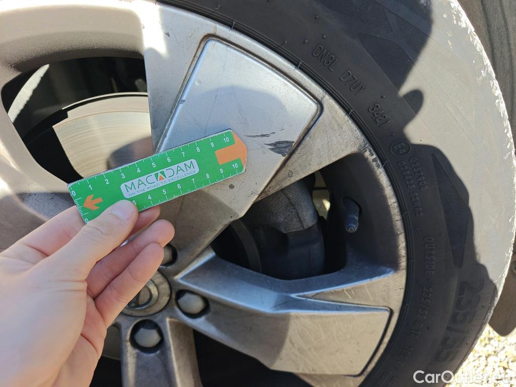  Volvo  XC 40 VOLVO XC40 / 2017 / 5P / todoterreno 2.0 B4 G AWD Momentum Pro Auto #29