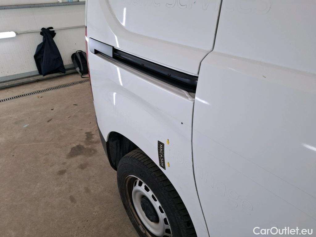  Citroen  Berlingo  Fourgon Club M 650 1.5 BlueHDi 75CV BVM5 E6dT #40