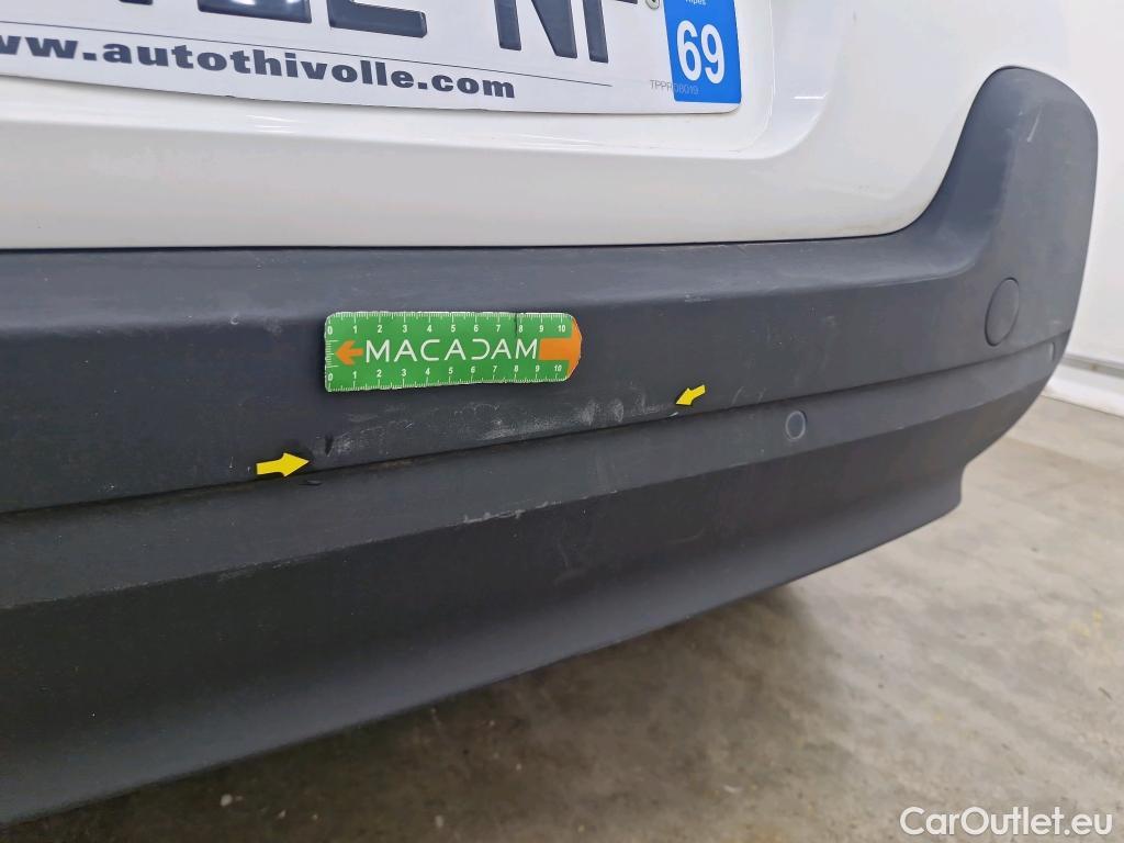  Citroen  C3  Société Feel 1.5 BlueHDI 100CV BVM5 E6dT #16