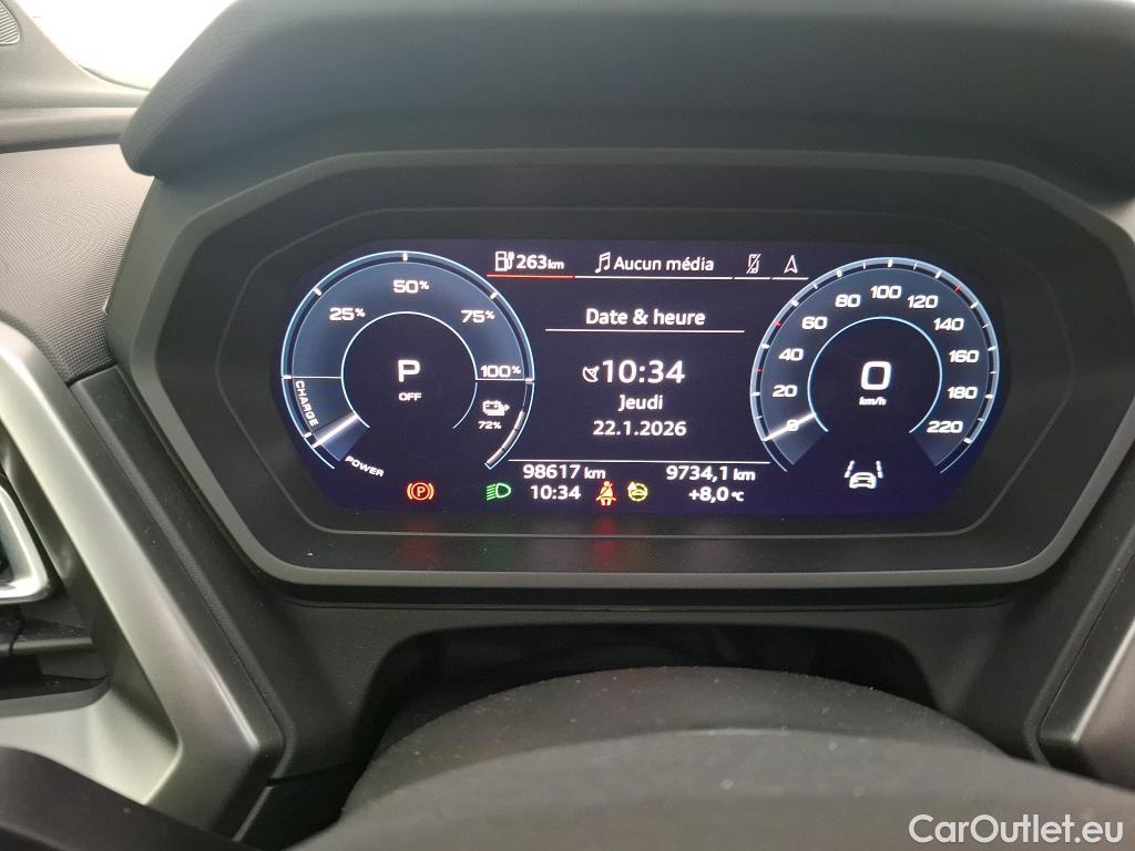  Audi  Q4 E-Tron  40 e-tron Design Luxe 82kWh BVA #38