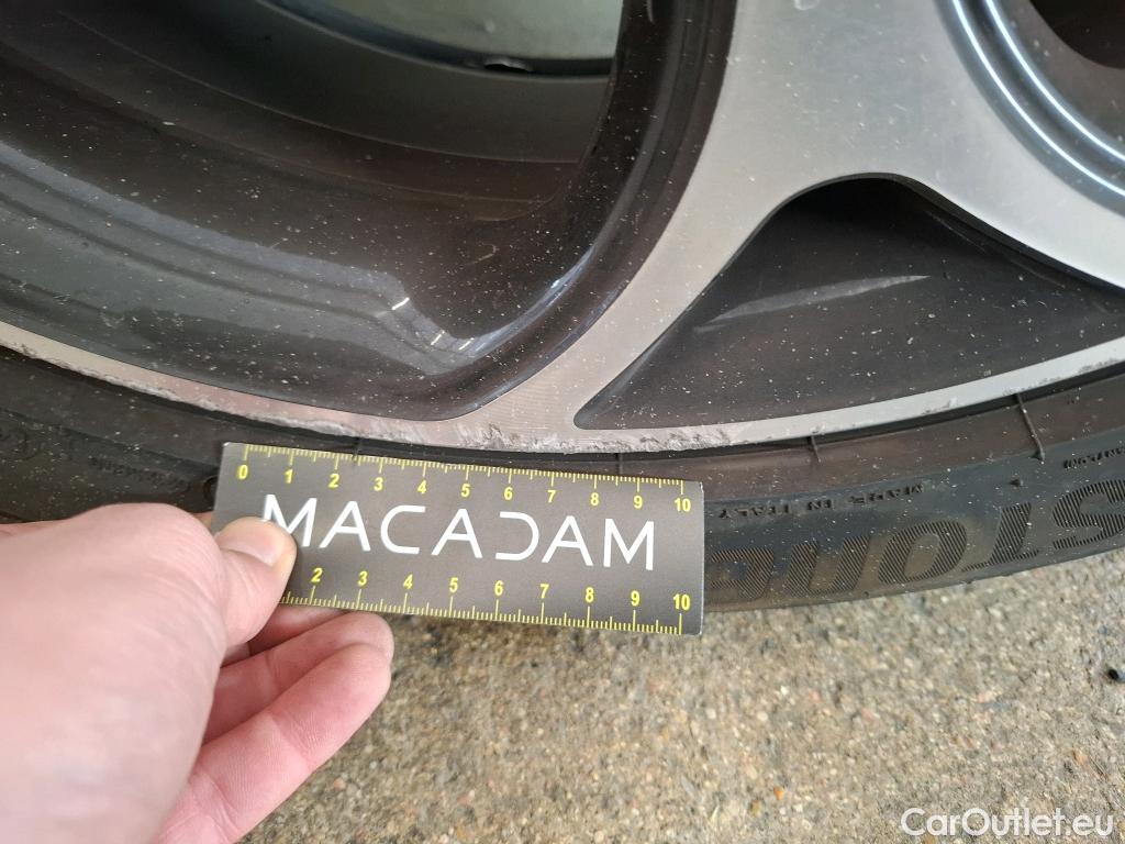  Alfa Romeo  TONALE ALFA ROMEO  / 2022 / 5P / SUV 1.5T Hybrid 160 TCT7 Veloce #10