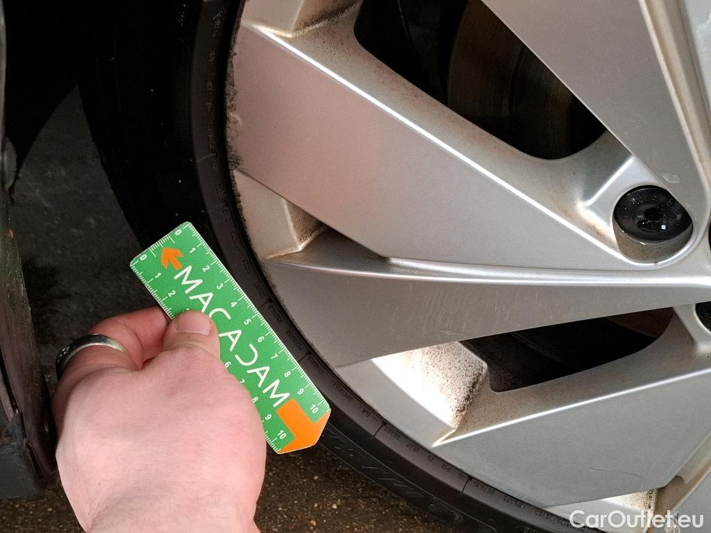  Volkswagen  Golf  VIII SW Style 2.0 TDI 115CV BVA7 E6d #16