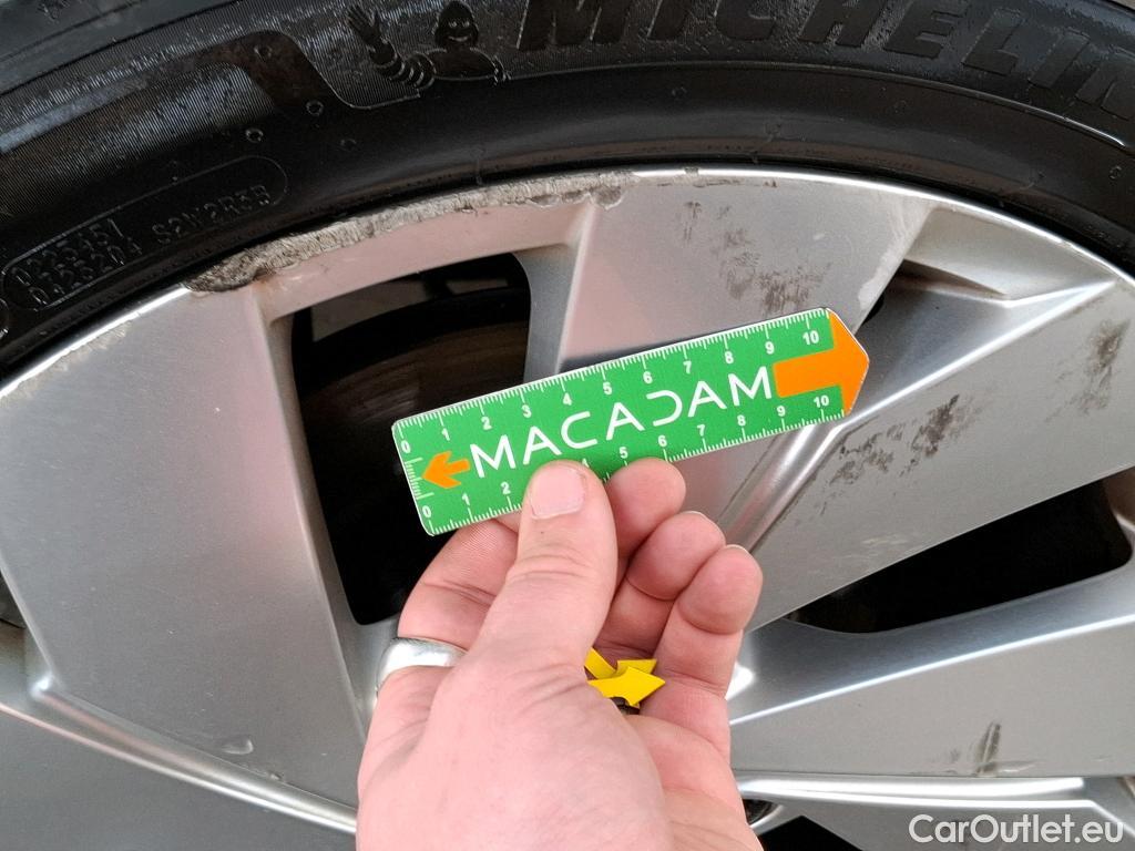  Volkswagen  Golf  VIII SW Style 2.0 TDI 115CV BVA7 E6d #11