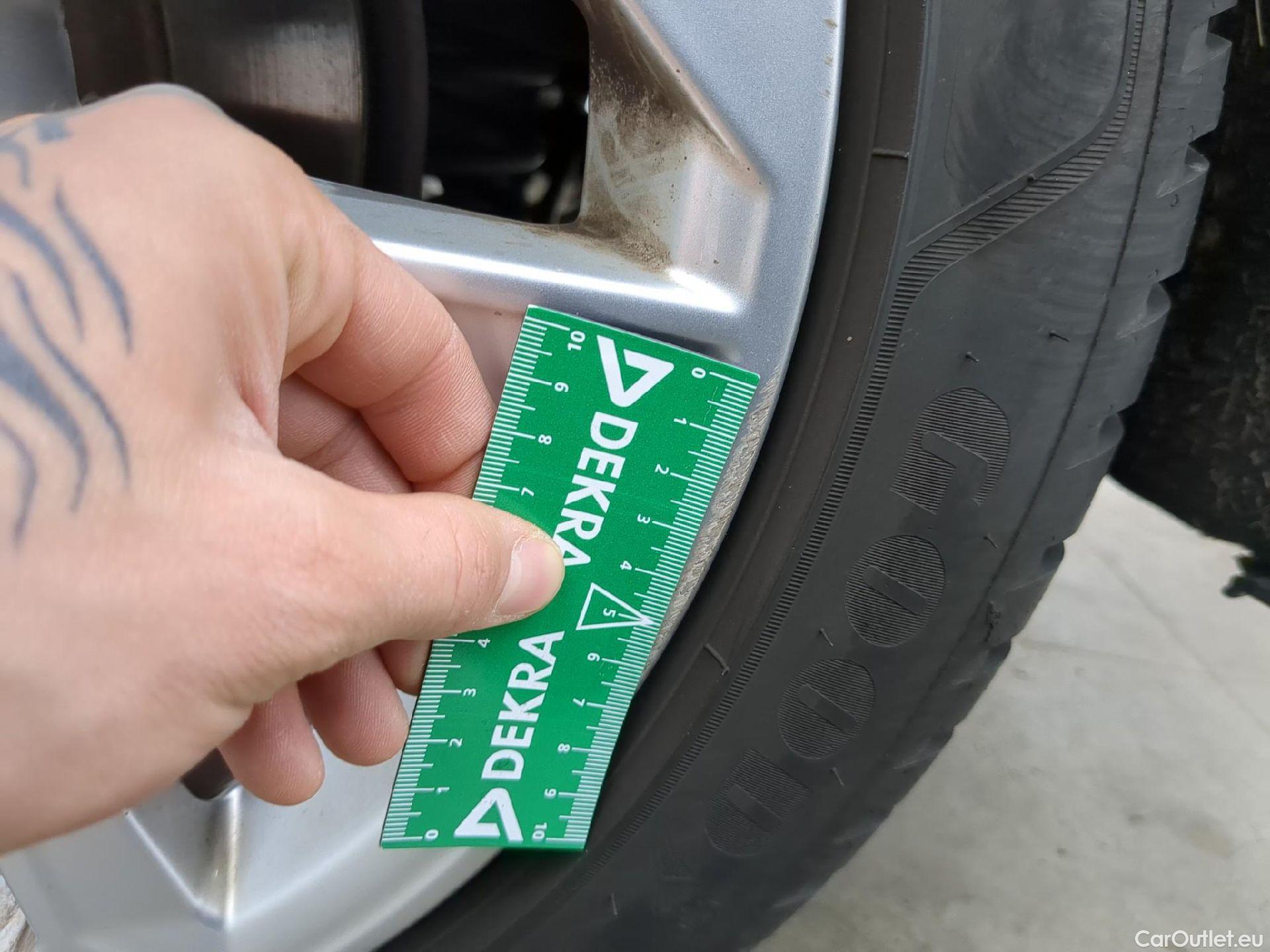  Audi  A3 AUDI  Sportback / 2020 / 5P / Berline 35 TFSI 150 MHEV S Tronic Business Line #12