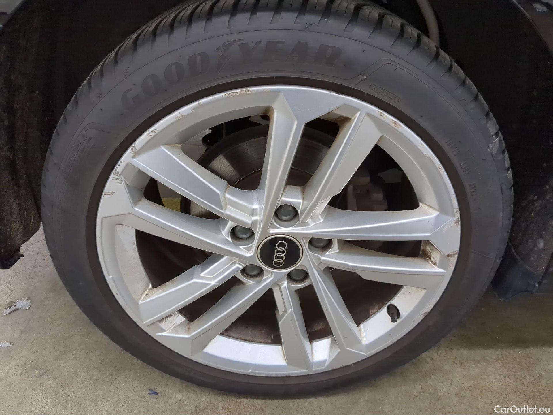  Audi  A3 AUDI  Sportback / 2020 / 5P / Berline 35 TFSI 150 MHEV S Tronic Business Line #16