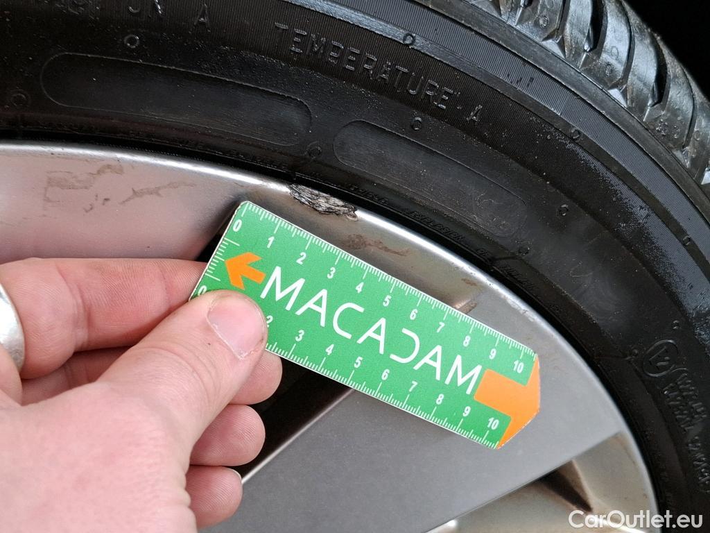  Volkswagen  Golf  VIII SW Style 2.0 TDI 115CV BVA7 E6d #37