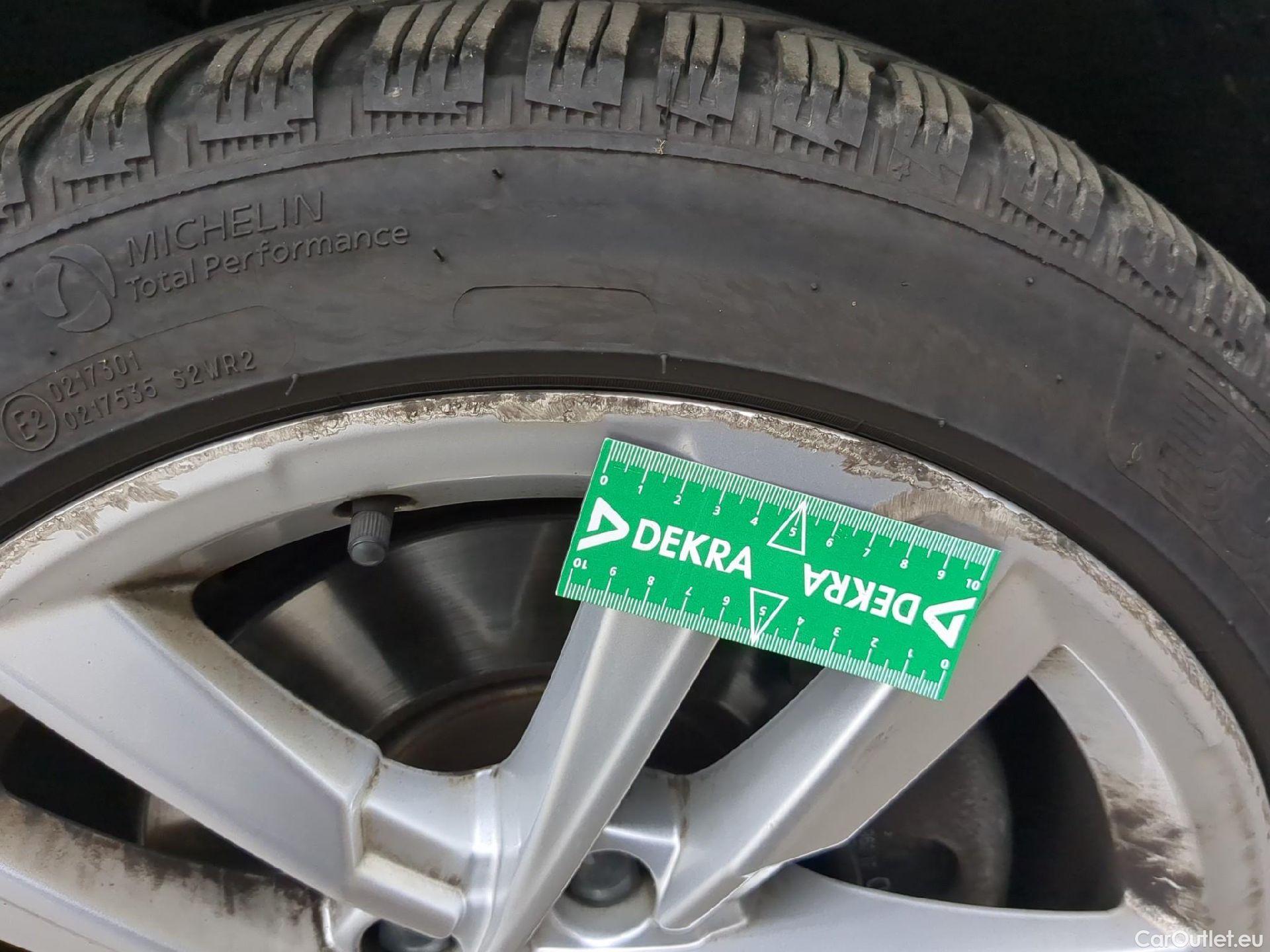  Audi  A3 AUDI  Sportback / 2020 / 5P / Berline 35 TFSI 150 MHEV S Tronic Business Line #3