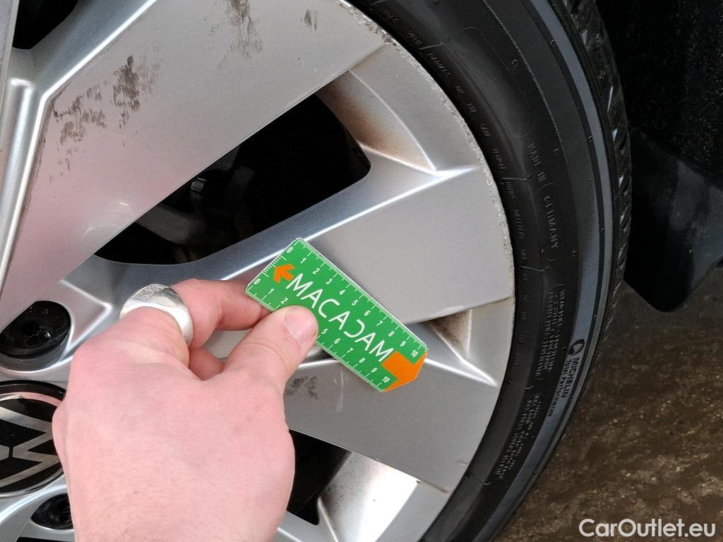  Volkswagen  Golf  VIII SW Style 2.0 TDI 115CV BVA7 E6d #12