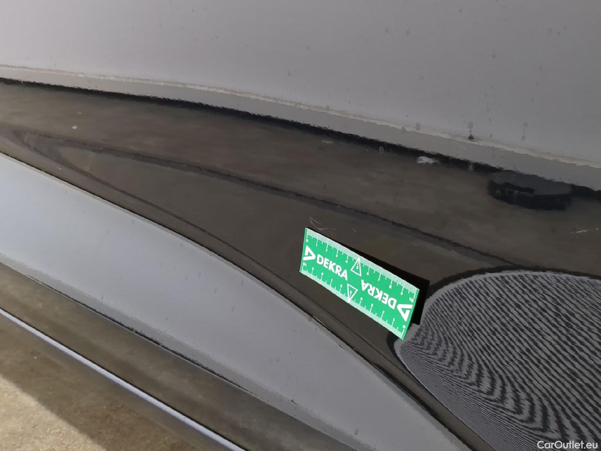  Audi  A3 AUDI  Sportback / 2020 / 5P / Berline 35 TFSI 150 MHEV S Tronic Business Line #24