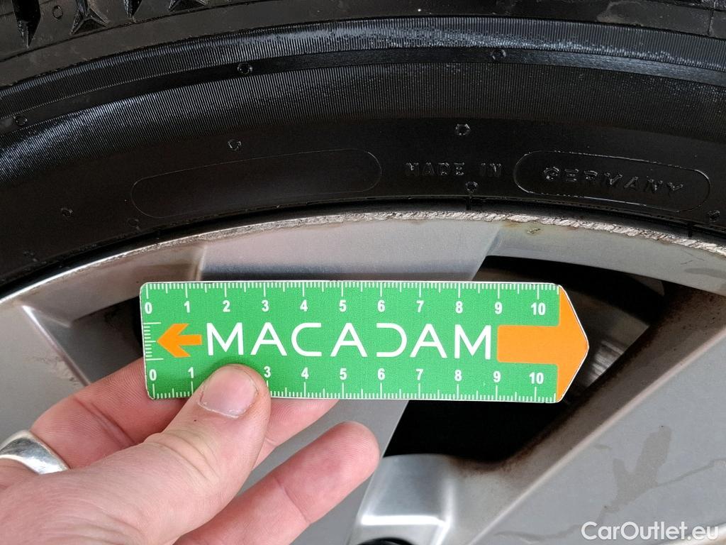  Volkswagen  Golf  VIII SW Style 2.0 TDI 115CV BVA7 E6d #41