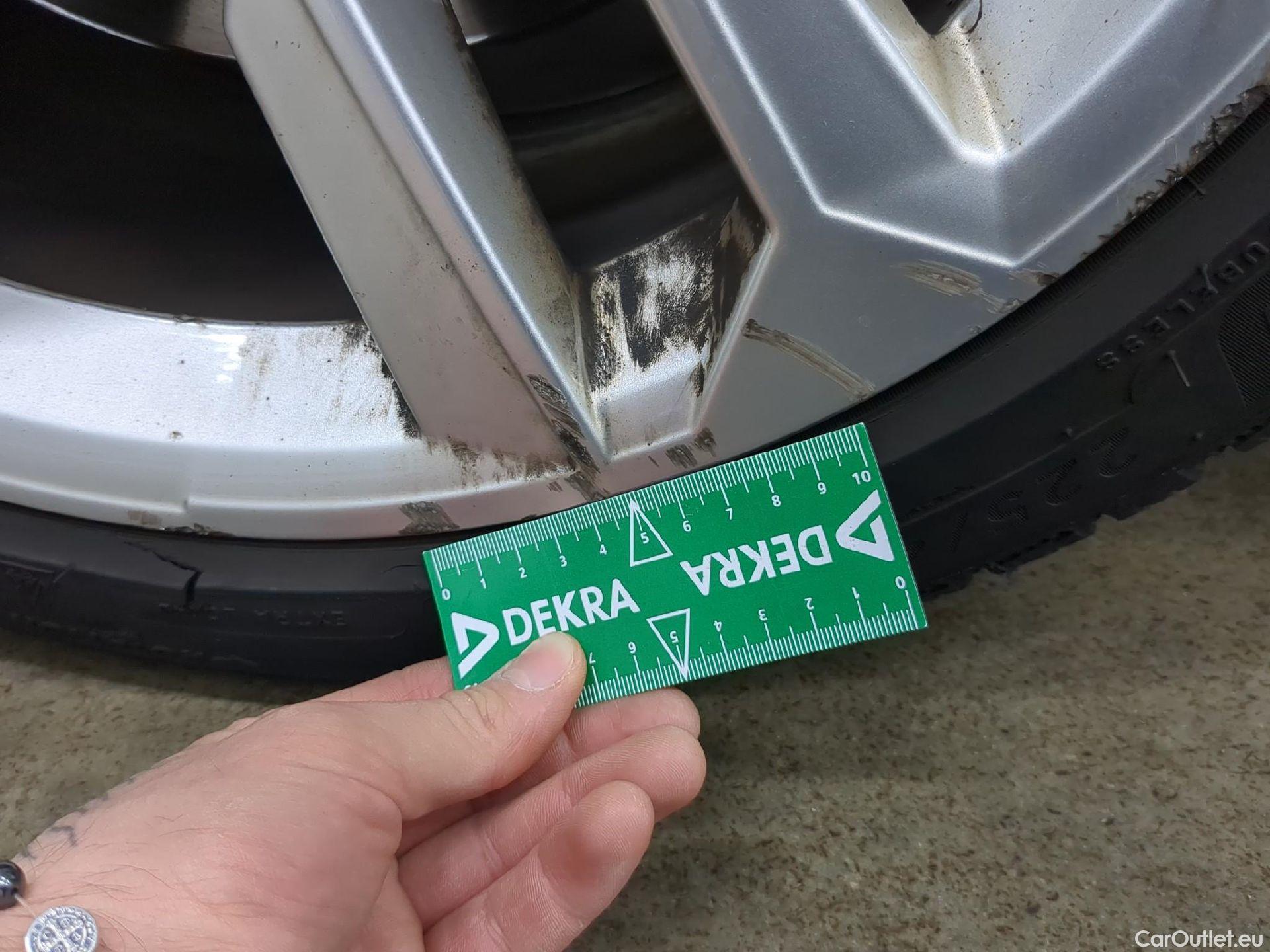  Audi  A3 AUDI  Sportback / 2020 / 5P / Berline 35 TFSI 150 MHEV S Tronic Business Line #8