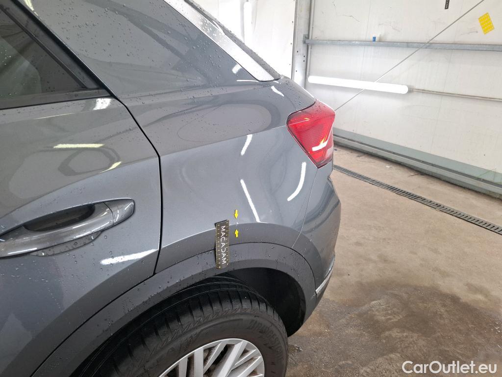  Volkswagen  T-ROC VOLKSWAGEN  / 2017 / 5P / SUV 1.0 TSI 110 LOUNGE BUSINESS #1