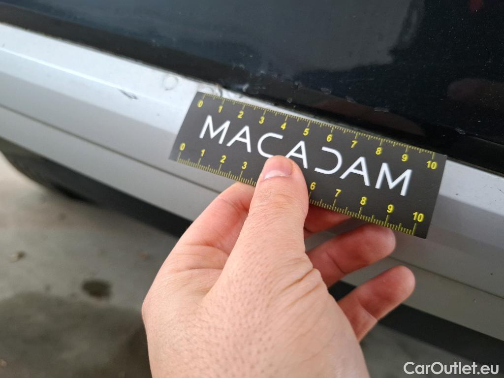  Audi  Q3 AUDI  / 2018 / 5P / SUV 35 TFSI 150 MHEV S TRONIC DESIGN LUXE #9