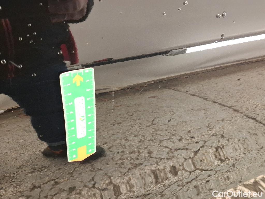  Mercedes  G-Klasee MERCEDES-BENZ GLC / 2019 / 5P / SUV 2.0 GLC 300 E BUSINESS LINE 4MATIC #33