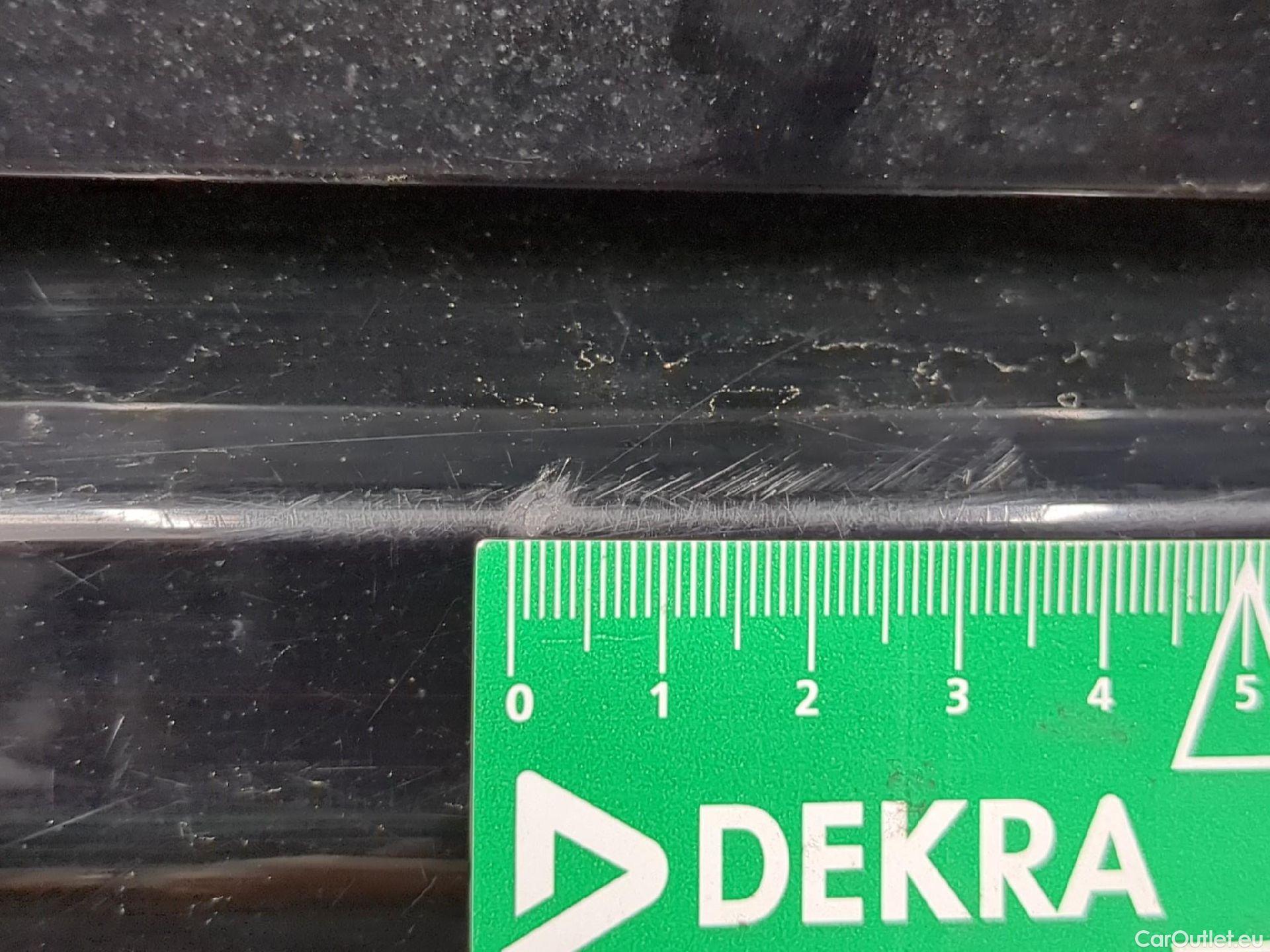  KIA  Sportage KIA  / 2021 / 5P / SUV 1.6 T-GDI 265 PHEV AUTO 4WD DESIGN #22