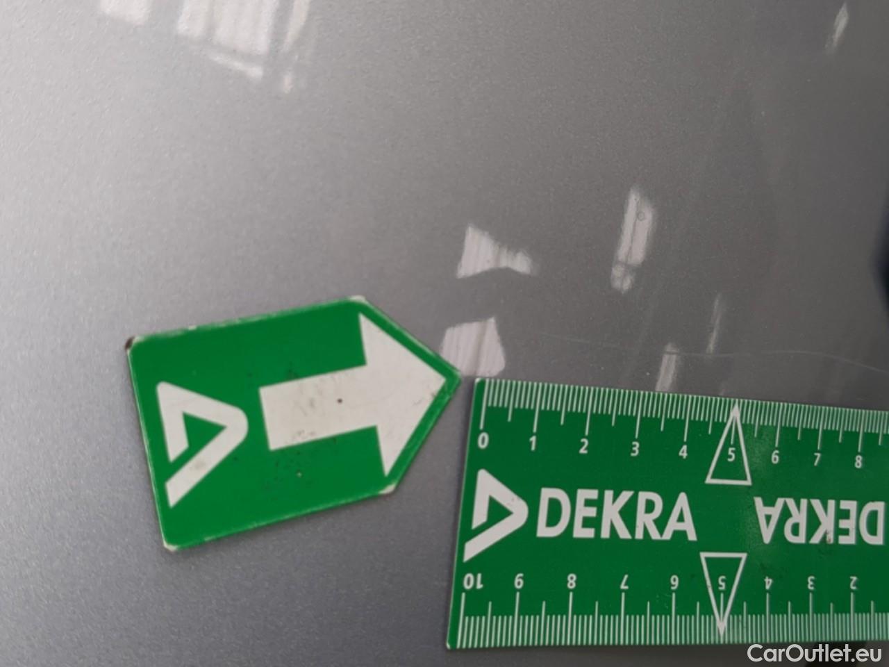  KIA  Sportage KIA  / 2021 / 5P / SUV 1.6 T-GDI 265 PHEV AUTO 4WD DESIGN #16