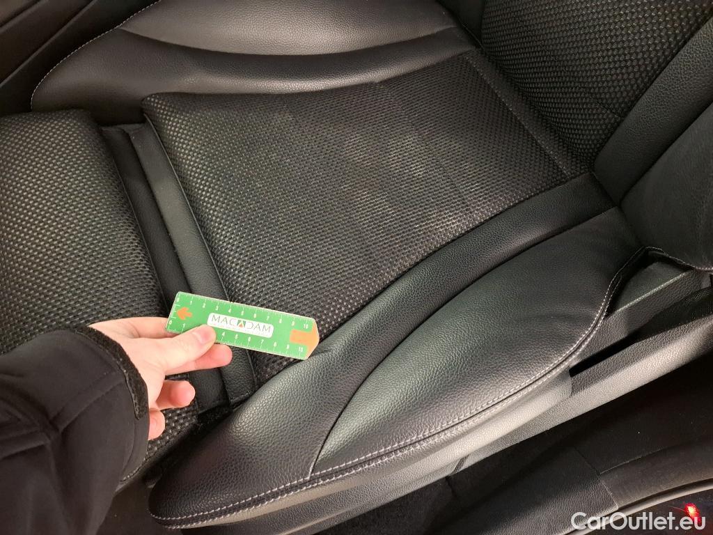  Mercedes  G-Klasee MERCEDES-BENZ GLC / 2019 / 5P / SUV 2.0 GLC 300 E BUSINESS LINE 4MATIC #25