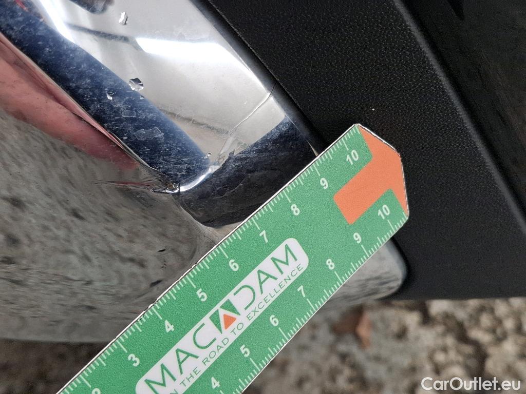  Mercedes  G-Klasee MERCEDES-BENZ GLC / 2019 / 5P / SUV 2.0 GLC 300 E BUSINESS LINE 4MATIC #2