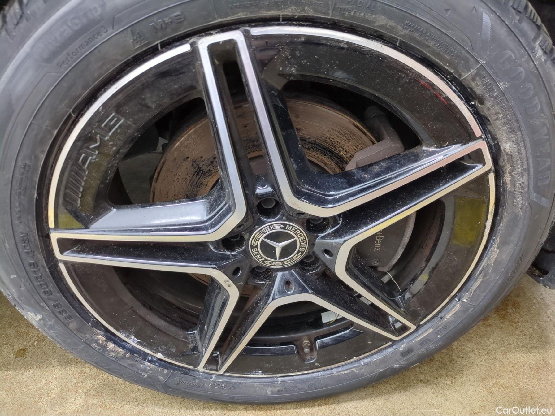  Mercedes  GLA MERCEDES-BENZ  / 2020 / 5P / SUV 1.3  250 e AMG LINE DCT #6