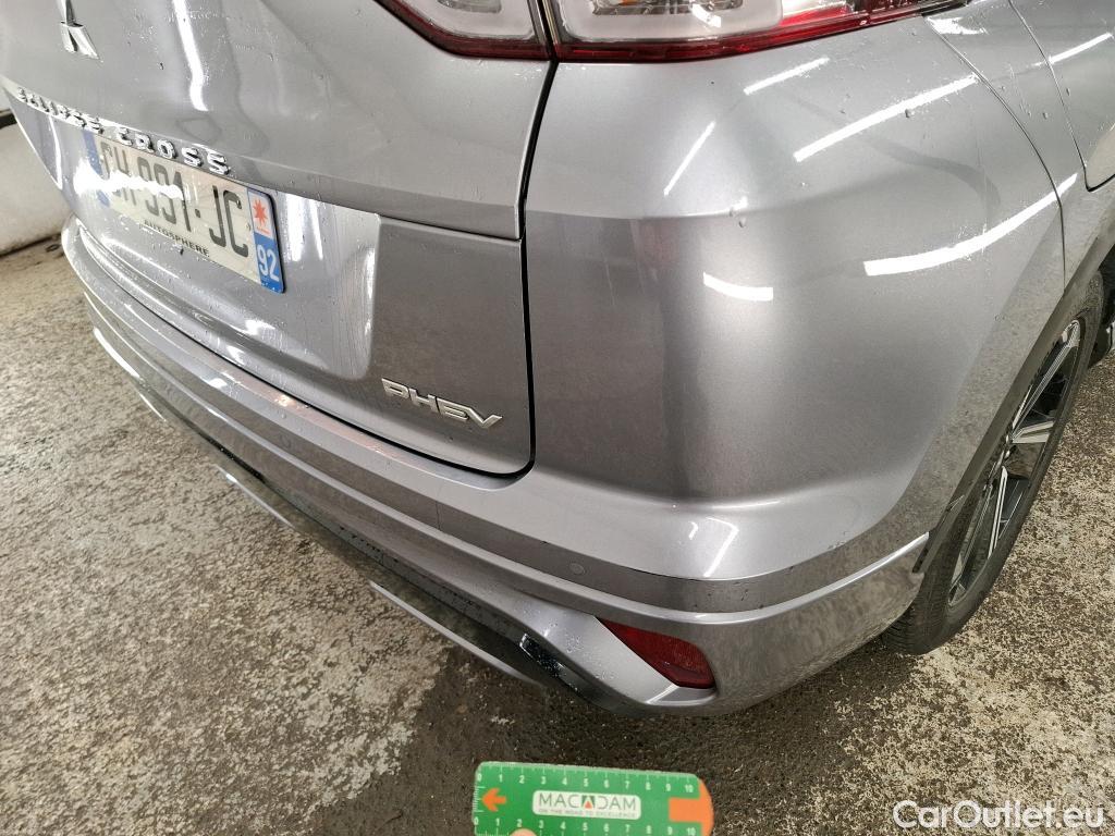  Land Rover  Discovery MITSUBISHI Eclipse Cross / 2020 / 5P / SUV 2.4 Twin Motor 4WD Intense Style #10