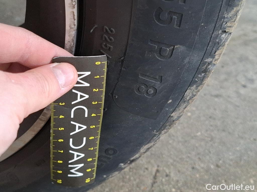  Peugeot  3008 PEUGEOT   2020  5P  SUV 16 HYBRID 225 EEAT8 Allure Pack #13