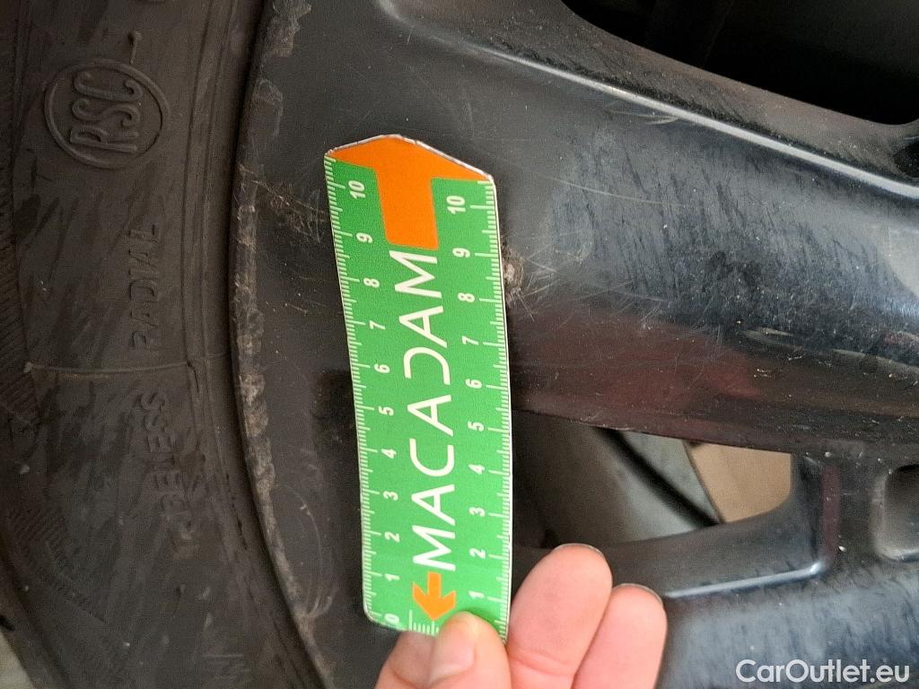  Mini  Countryman MINI  / 2020 / 5P / Crossover Cooper SE ALL4 Busi Design 125+95ch BVA6 #34