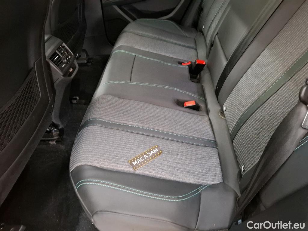  Peugeot  3008 PEUGEOT   2020  5P  SUV 16 HYBRID 225 EEAT8 Allure Pack #45