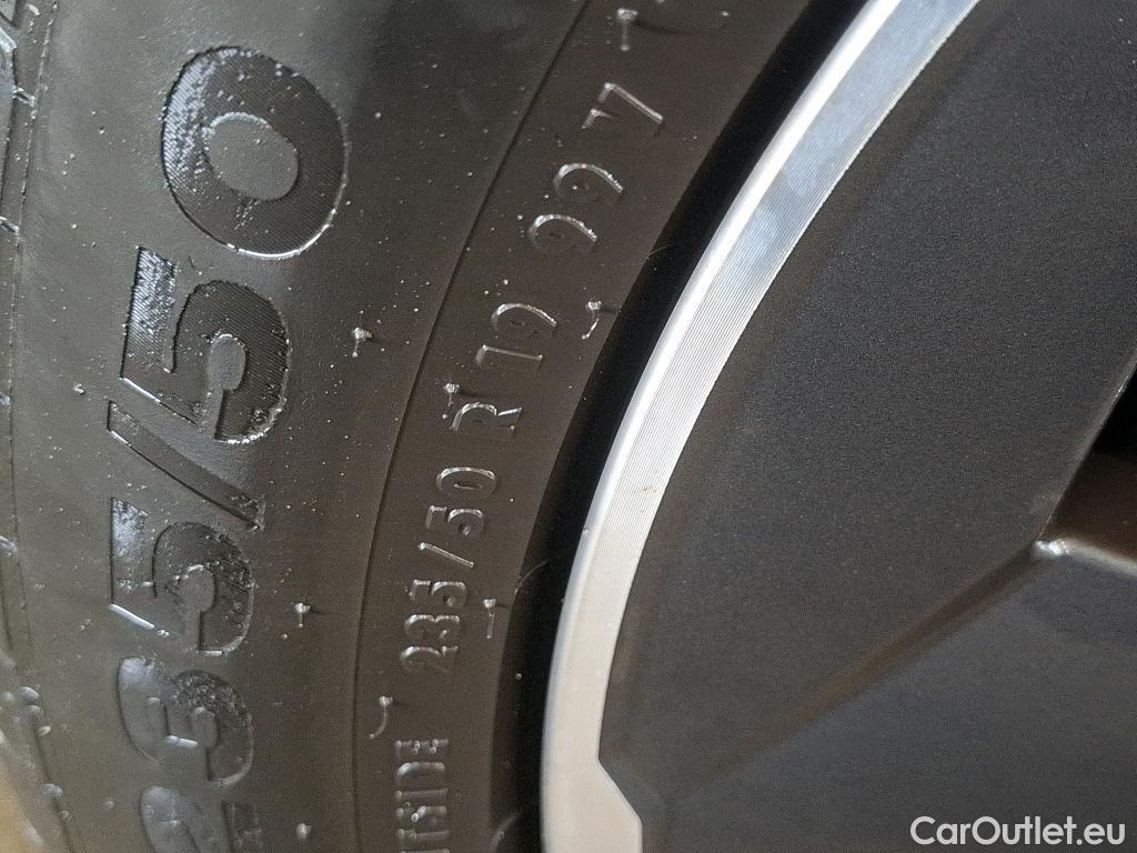  Nissan  Qashqai NISSAN  / 2021 / 5P / Crossover 1.3 MHEV 158ch Xtronic N-Style(SP) #8