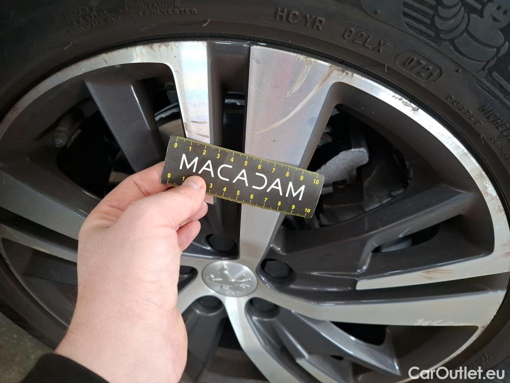  Peugeot  3008 PEUGEOT   2020  5P  SUV 16 HYBRID 225 EEAT8 Allure Pack #40