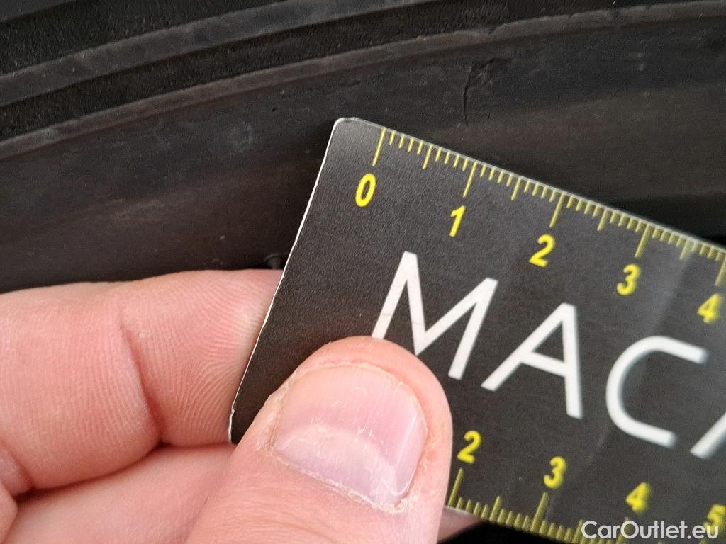  Peugeot  3008 PEUGEOT   2020  5P  SUV 16 HYBRID 225 EEAT8 Allure Pack #10