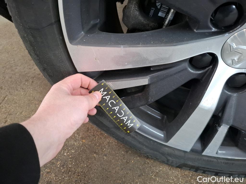  Peugeot  3008 PEUGEOT   2020  5P  SUV 16 HYBRID 225 EEAT8 Allure Pack #28