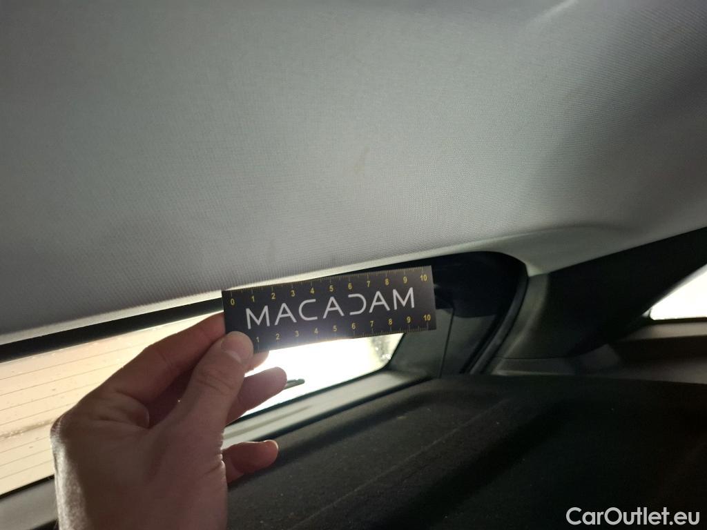  Peugeot  3008 PEUGEOT  / 2020 / 5P / SUV 1.6 HYBRID 225 E-EAT8 Allure Pack #15