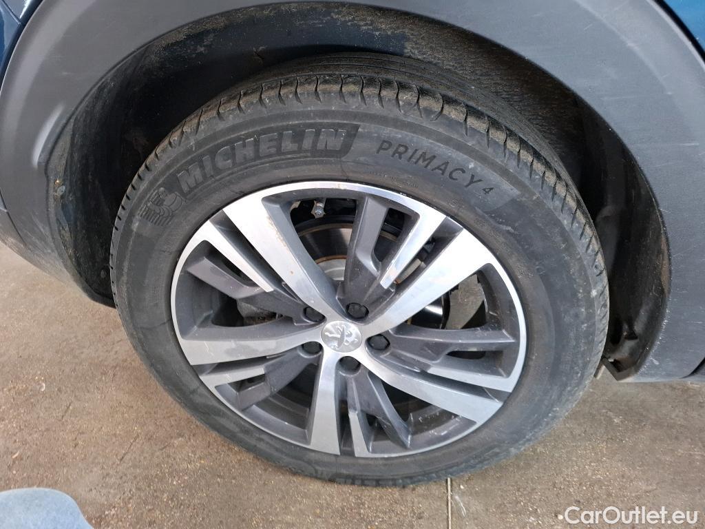  Peugeot  3008 PEUGEOT   2020  5P  SUV 16 HYBRID 225 EEAT8 Allure Pack #23