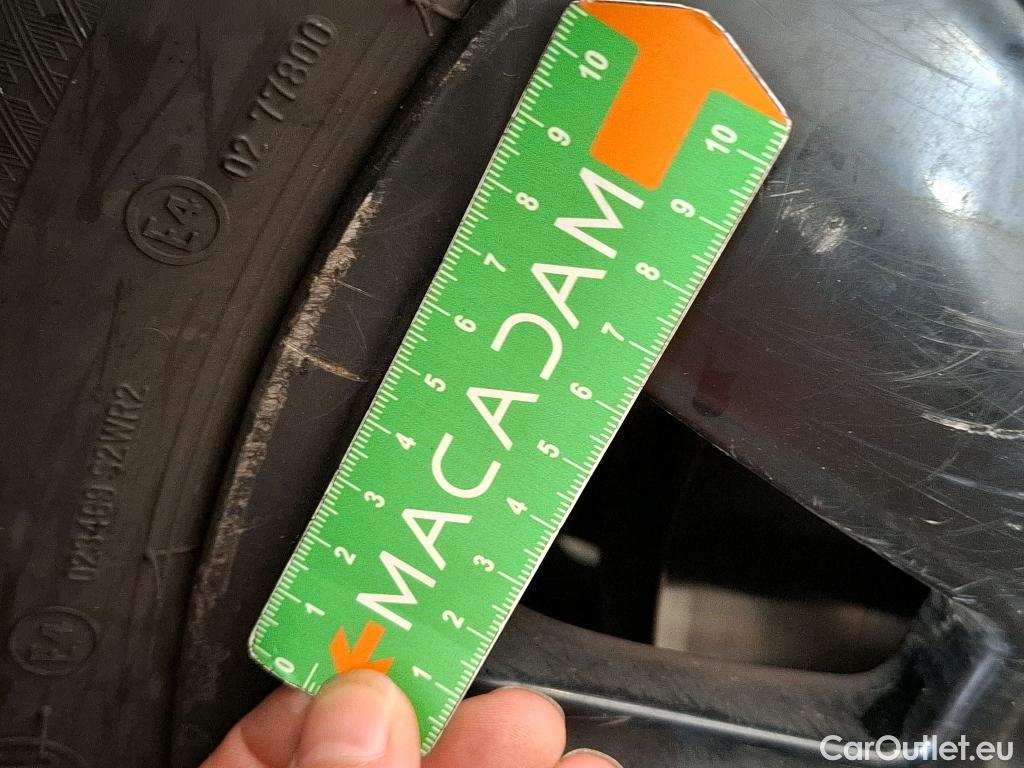  Mini  Countryman MINI  / 2020 / 5P / Crossover Cooper SE ALL4 Busi Design 125+95ch BVA6 #35