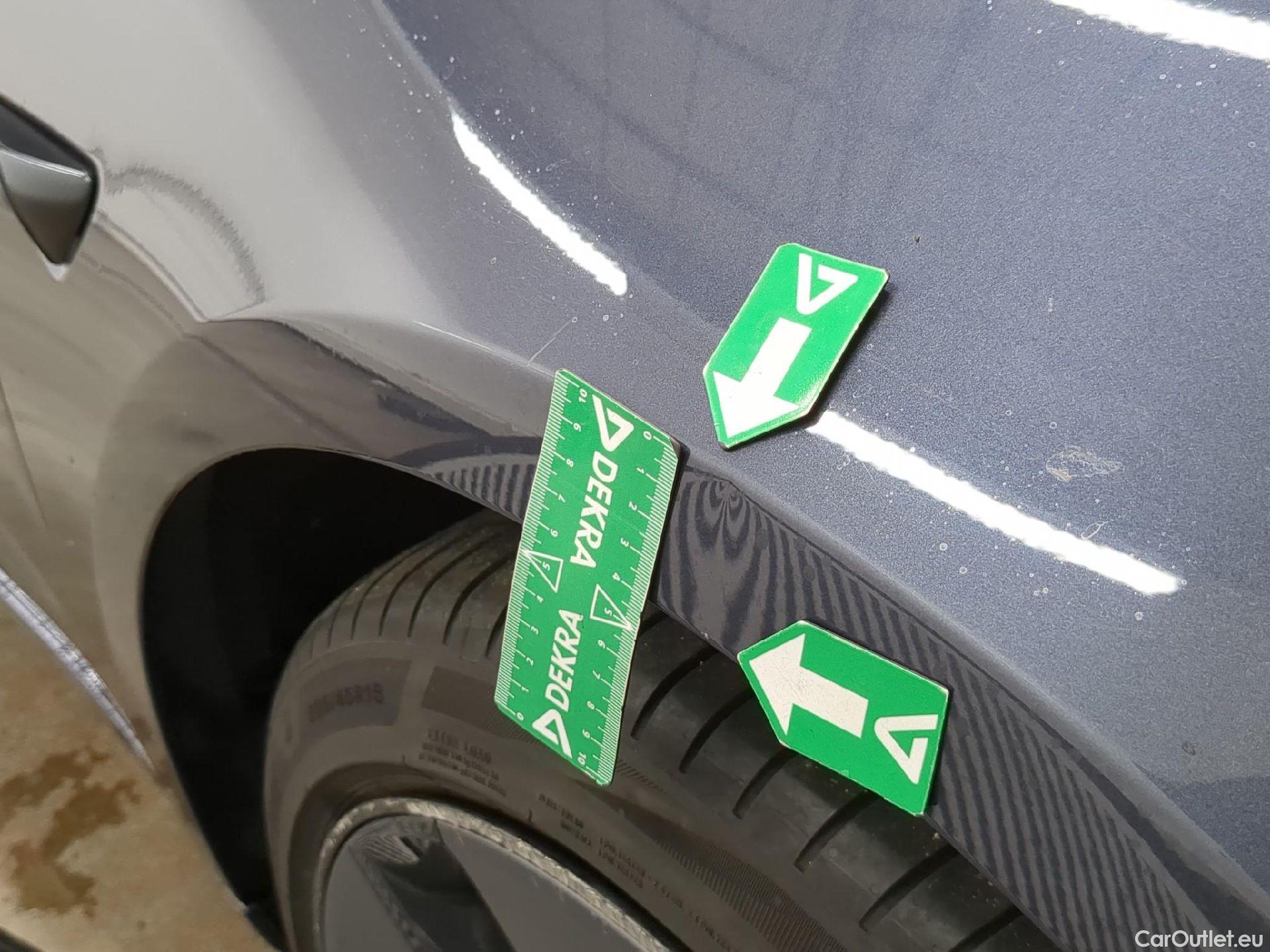  Tesla  Model 3 TESLA  / 2018 / 4P / Berline Long Range Dual Motor AWD #27